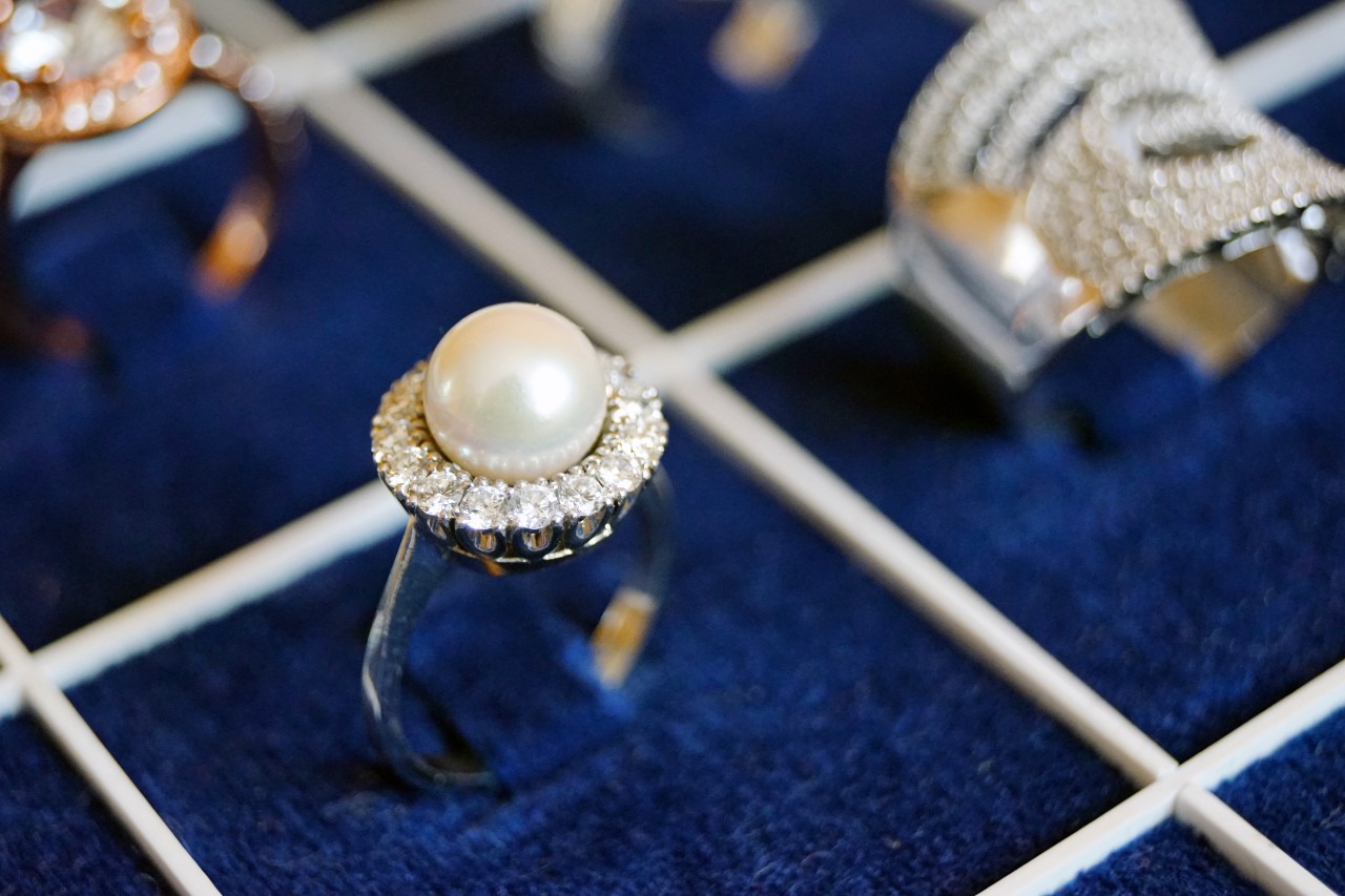 pearl fashion ring