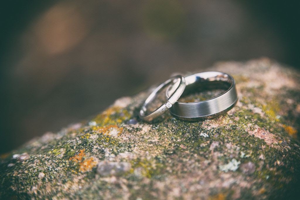 rings on rock