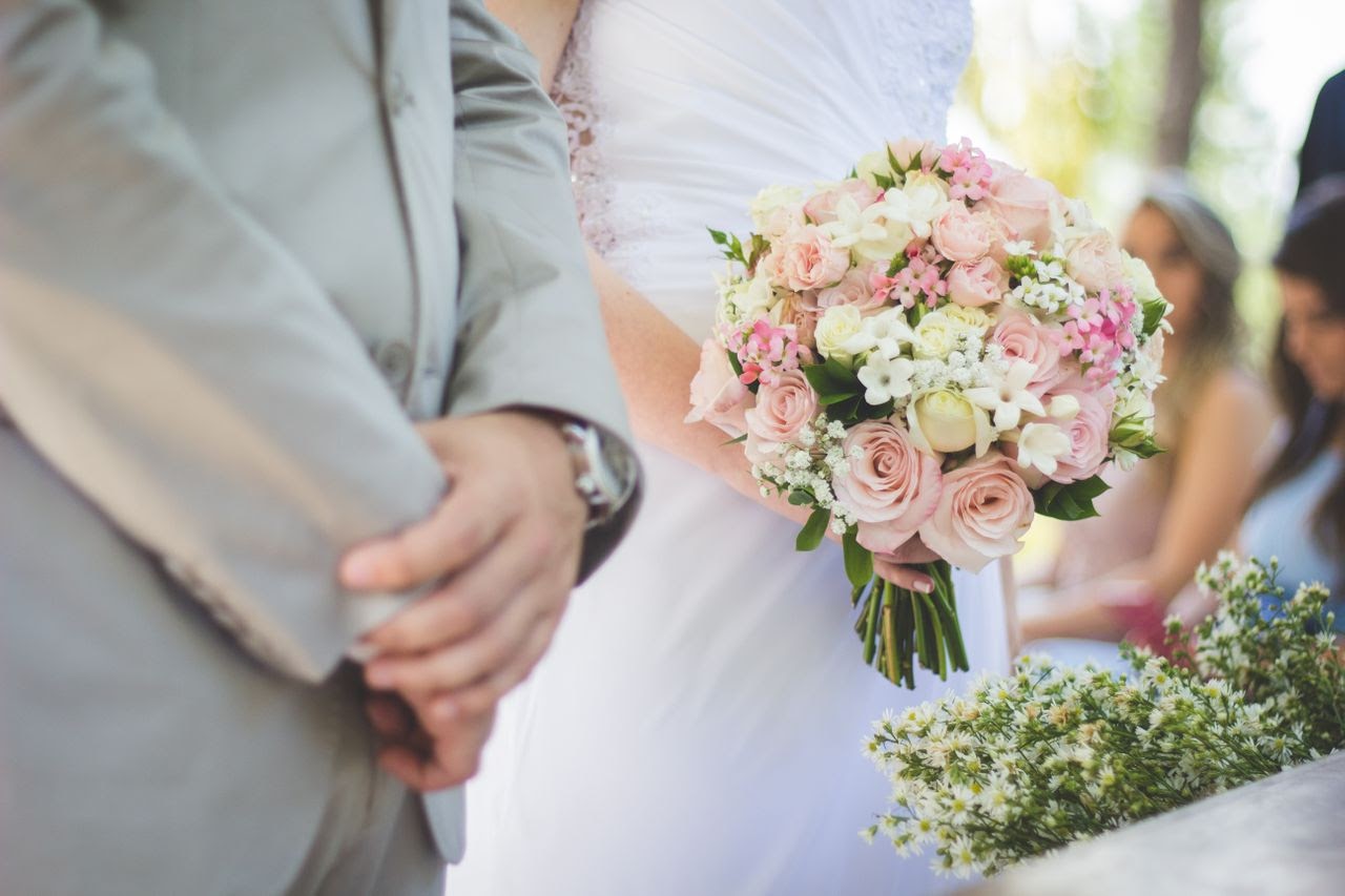 couple at wedding