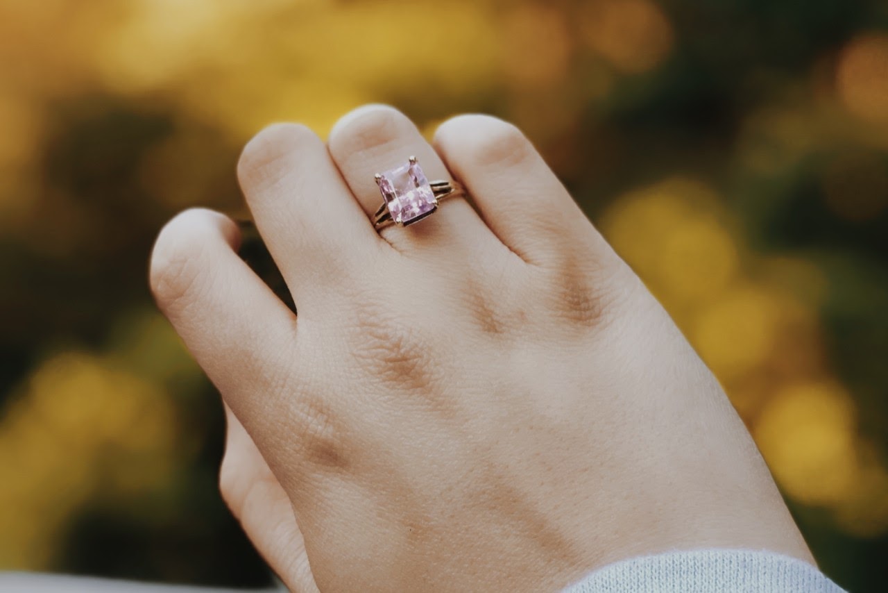 Personalized Ring for Women Girls -kle Stacked Rose Be Valentine's Diamond  Ring Ring Wear Women's Diamond RingCan To Luxury Ring Diamond Ring Creative  Rose Fashion Day Boho Jewelry, 5, iron, No Gemstone 